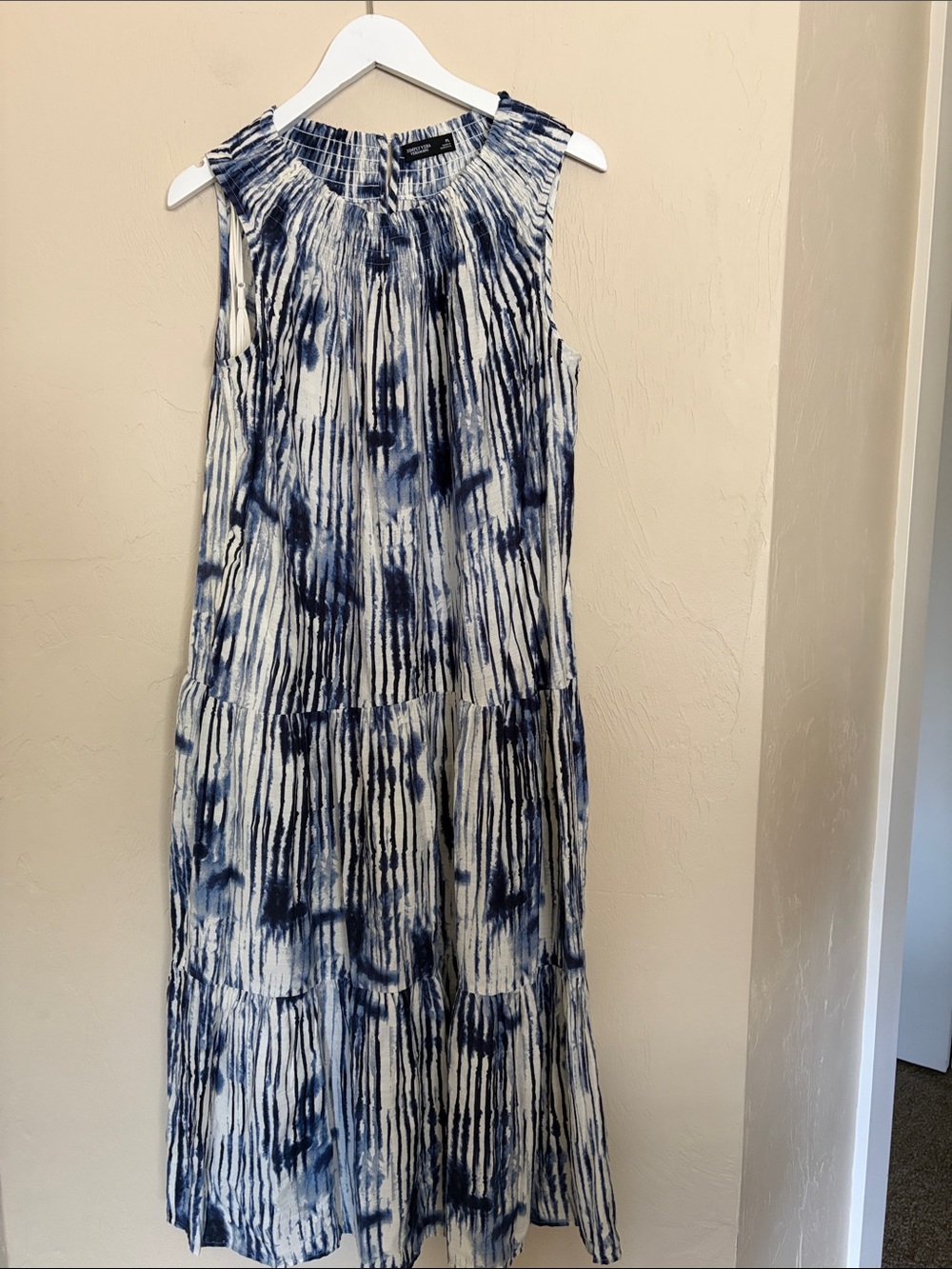 Simply Vera Vera Wang Sleeveless Maxi Dress. Large P. Excellent Condition!